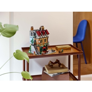 LEGO ICONS 10350 - Tudor Corner