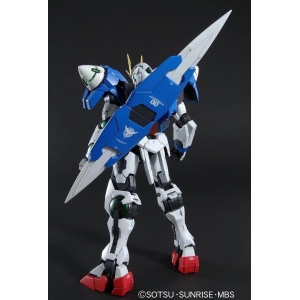 BANDAI - PG 1/60 00 RAISER GUNDAM (LOGO XANH)