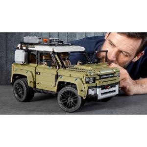 LEGO TECHNIC 42110 - Land Rover Defender (Hộp bung sealed)