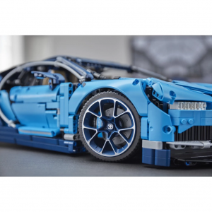 LEGO TECHNIC 42083 - BUGATTI CHIRON