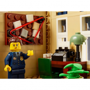 LEGO ICONS 10278 - Police Station