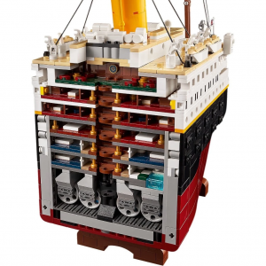 LEGO ICONS 10294 - Titanic