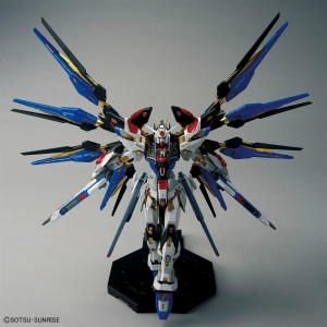 BANDAI - MGEX 1/100 Strike Freedom Gundam